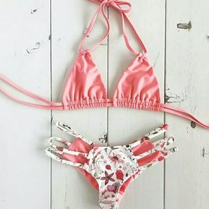 🍍SALE 🍍Sexy Pink & Floral Rouched Bikini